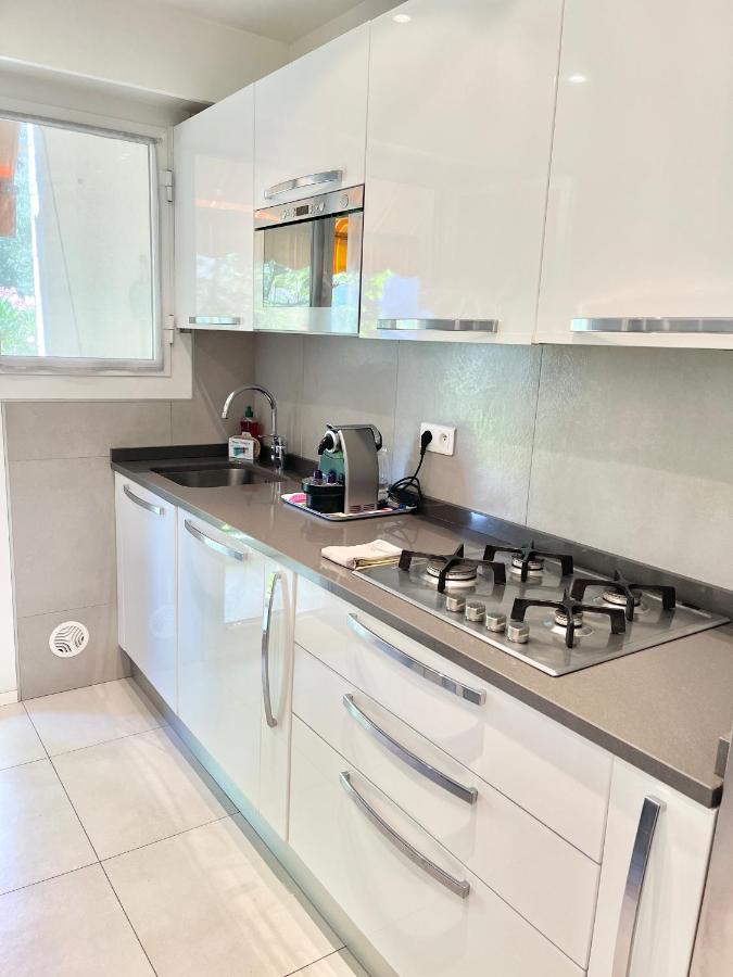 Les Glycines Apartment Menton Bagian luar foto