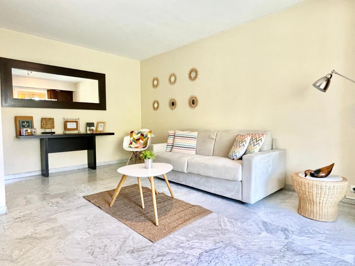Les Glycines Apartment Menton Bagian luar foto