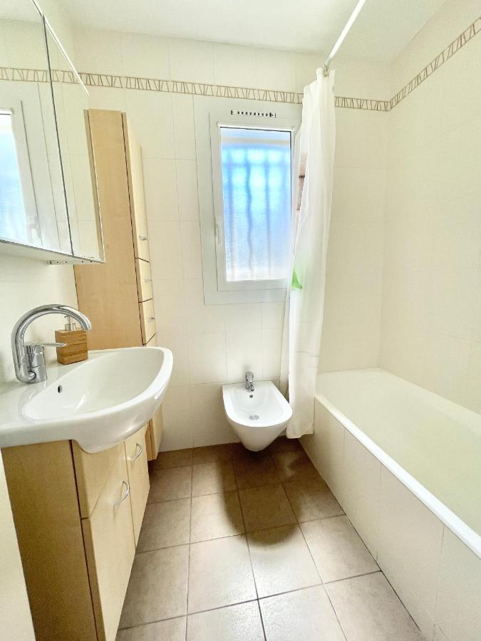 Les Glycines Apartment Menton Bagian luar foto