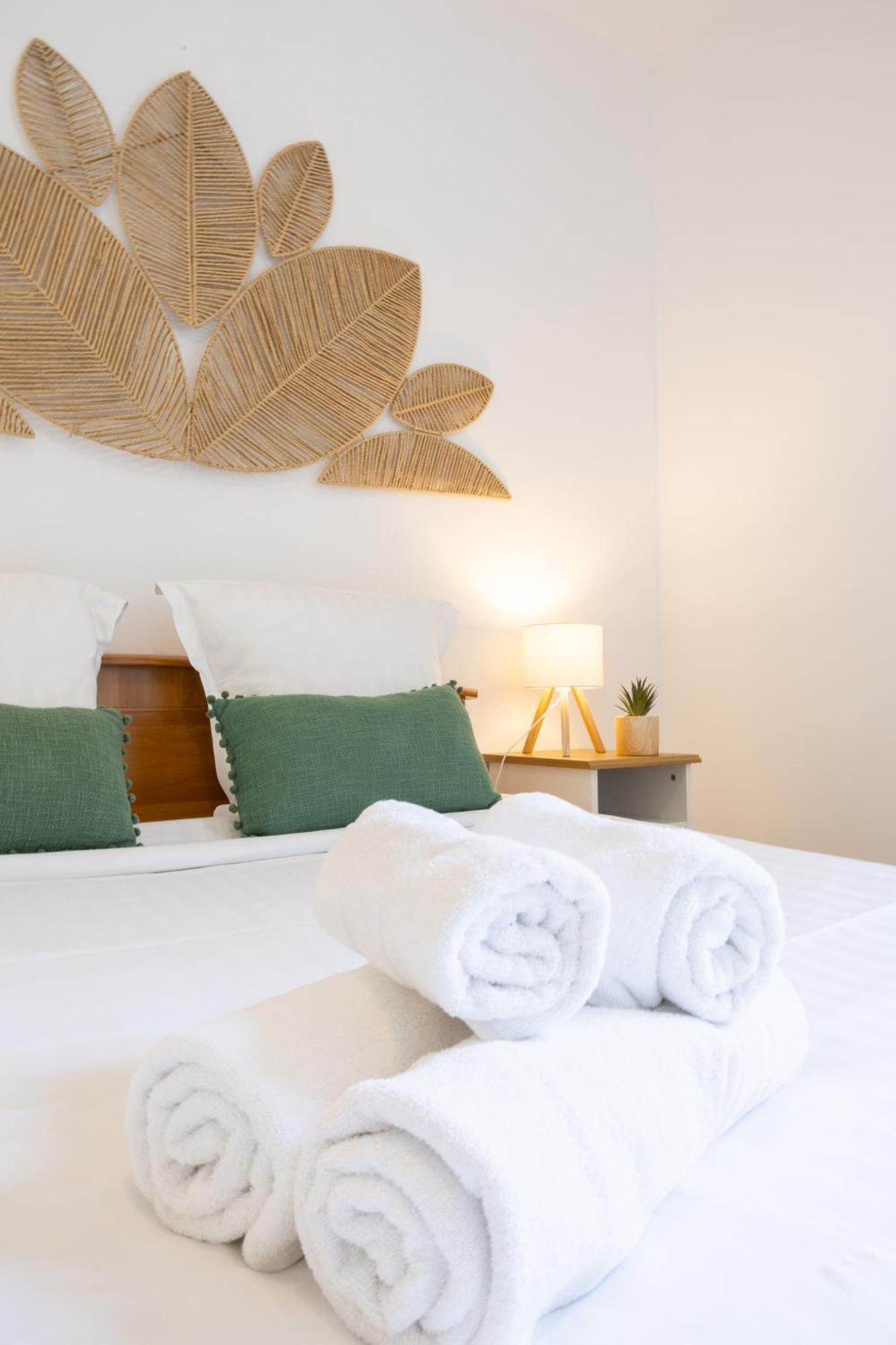 Les Glycines Apartment Menton Bagian luar foto