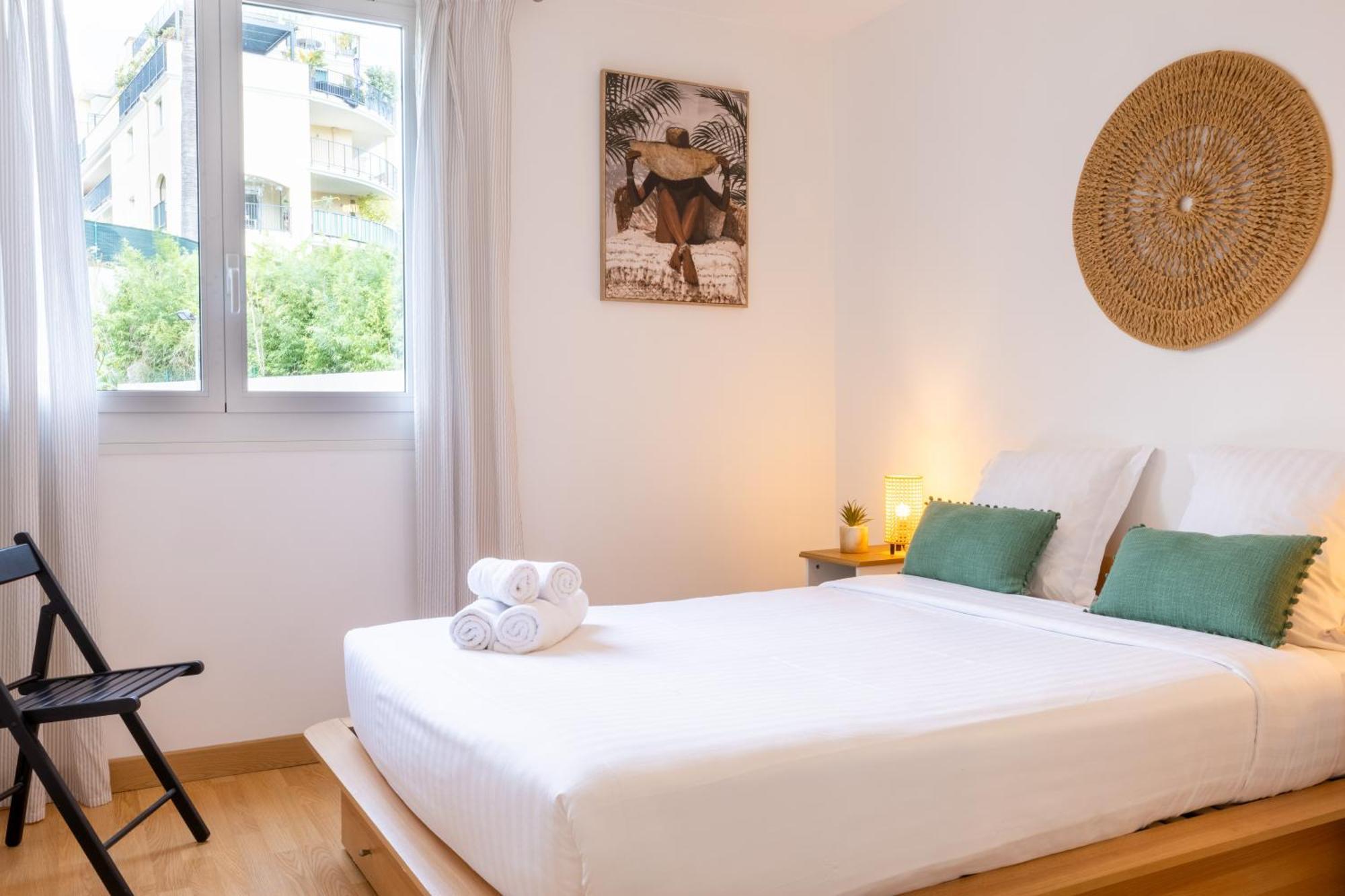 Les Glycines Apartment Menton Bagian luar foto
