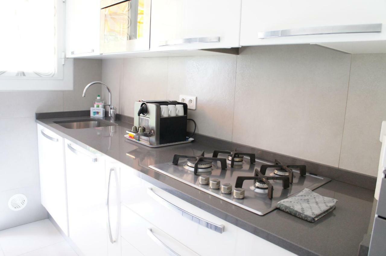 Les Glycines Apartment Menton Bagian luar foto